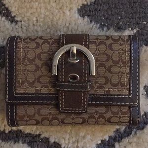 coach small wallet